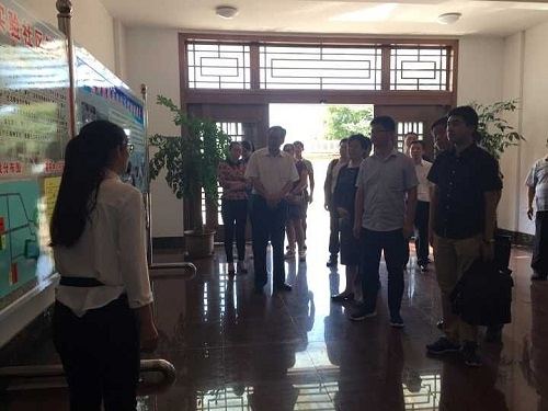 陈荣卓教授率队验收招远市吕格庄社区全国农村社区建设示范创建活动 陈荣卓教授率队验收招远市吕格庄社区全国农村社区建设示范创建活动