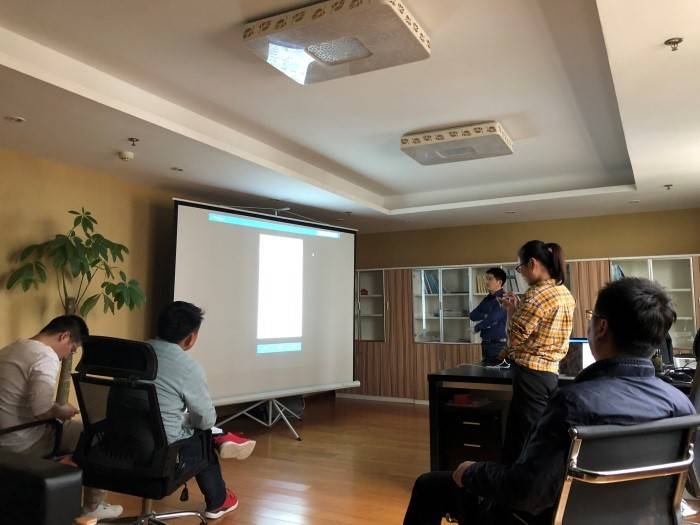 陈荣卓教授应邀参加智慧社区建设专题研讨会(十一) 陈荣卓教授应邀参加智慧社区建设专题研讨会(十一)